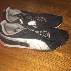 Black and white puma sneakers